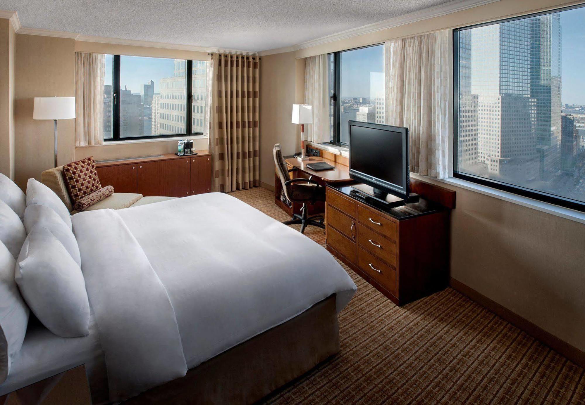 Hotel Marriott Downtown New York City