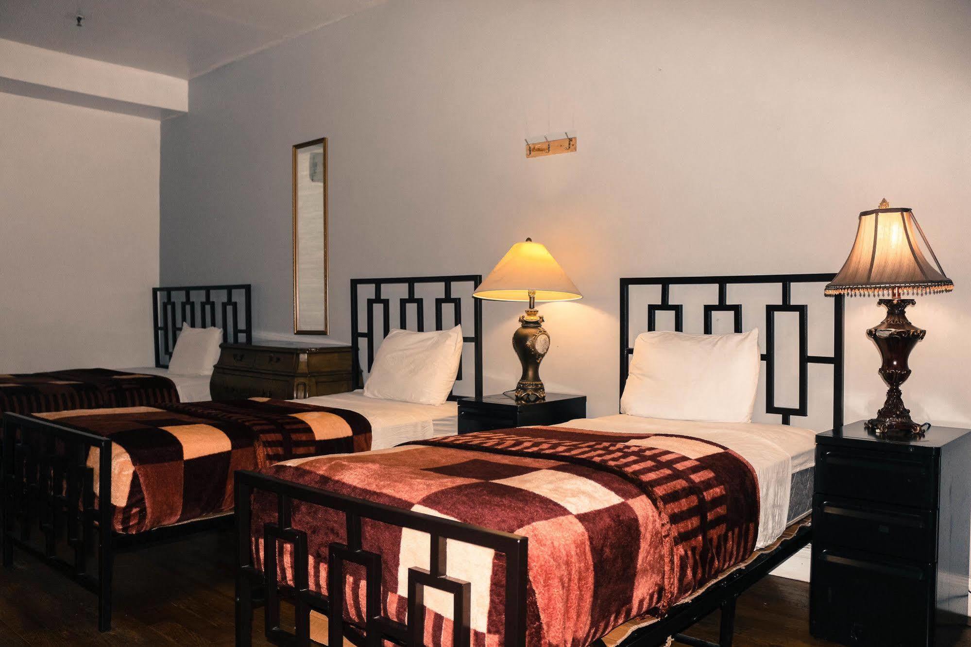 Albergue Ny Moore *