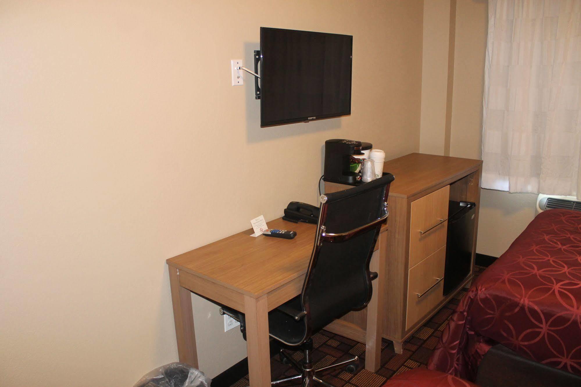 Days By Wyndham Brooklyn Borough Park Nova York