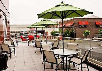 Fairfield & By Marriott Long Island City/manhattan View Hotel