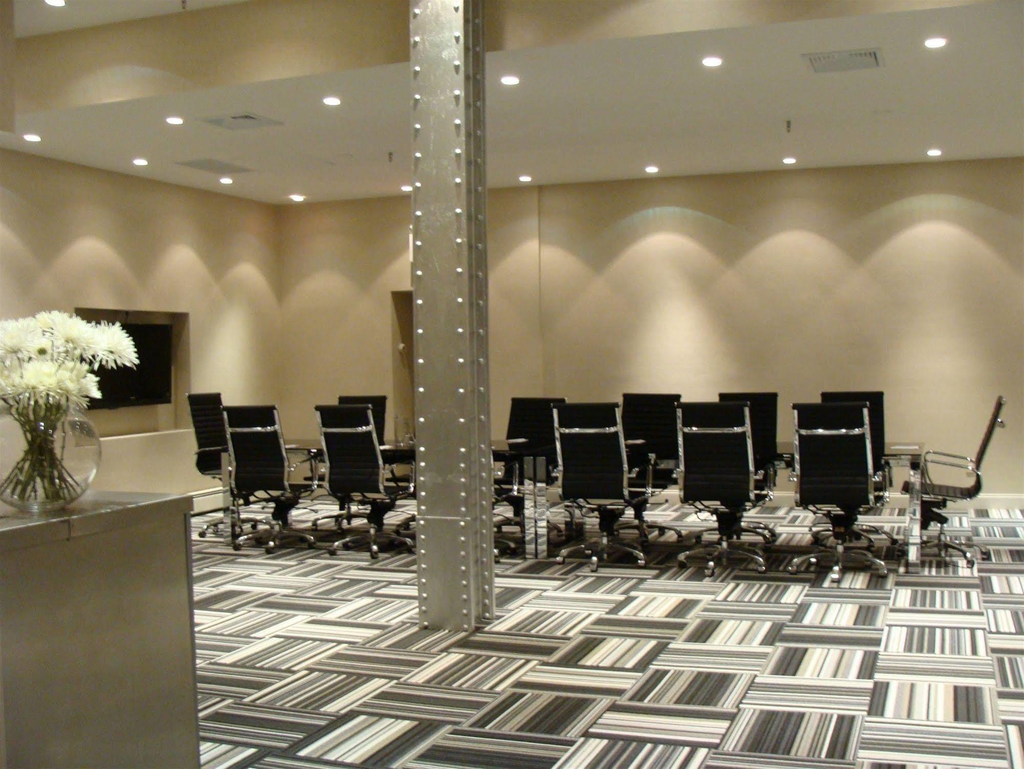 Ameritania At Times Square Hotel New York