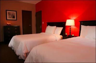 Hostal Broadway & Nueva York