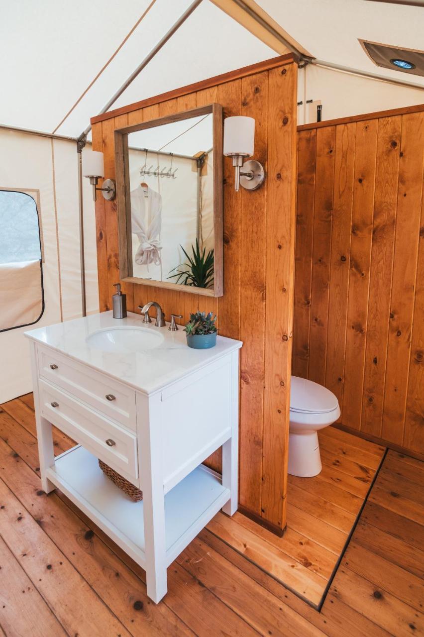 Collective Governors Island Camping 5*