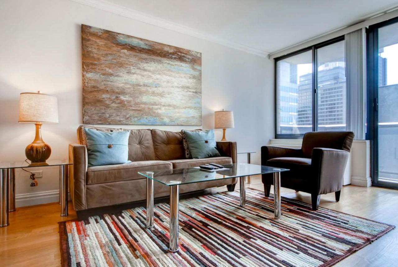 Global Luxury Suites At Ritz Plaza New York