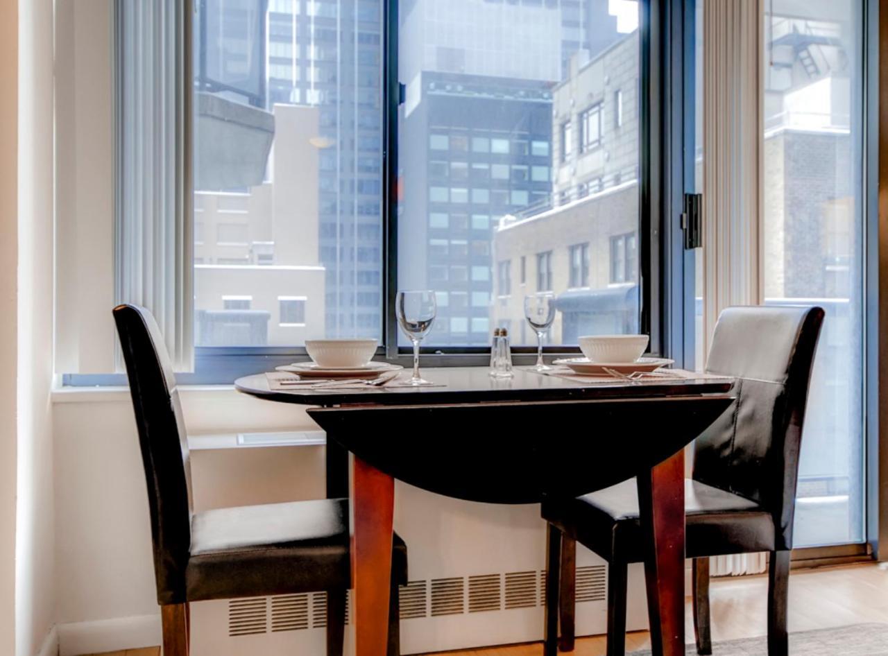 Global Luxury Suites At Ritz Plaza