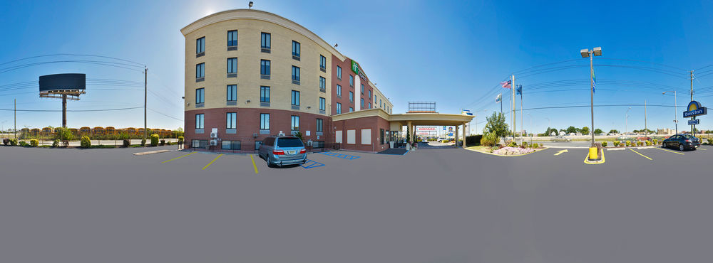 Express Kennedy Airport 3*