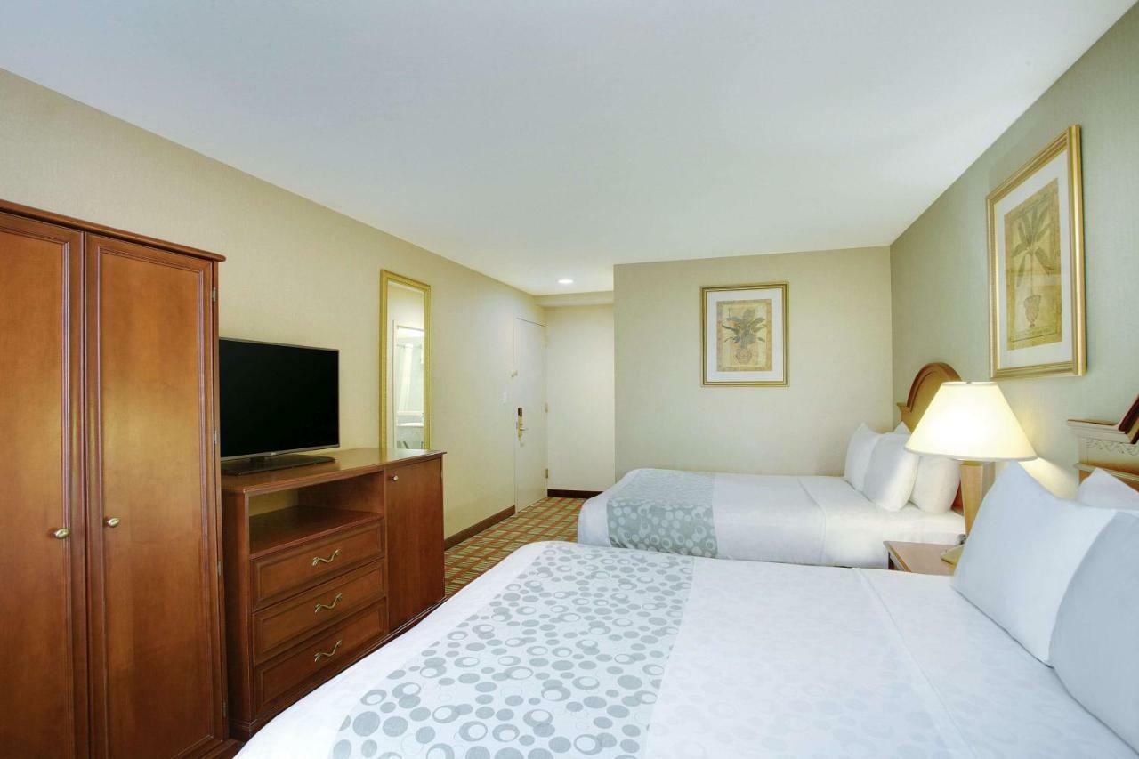 La Quinta By Wyndham Queens New York City