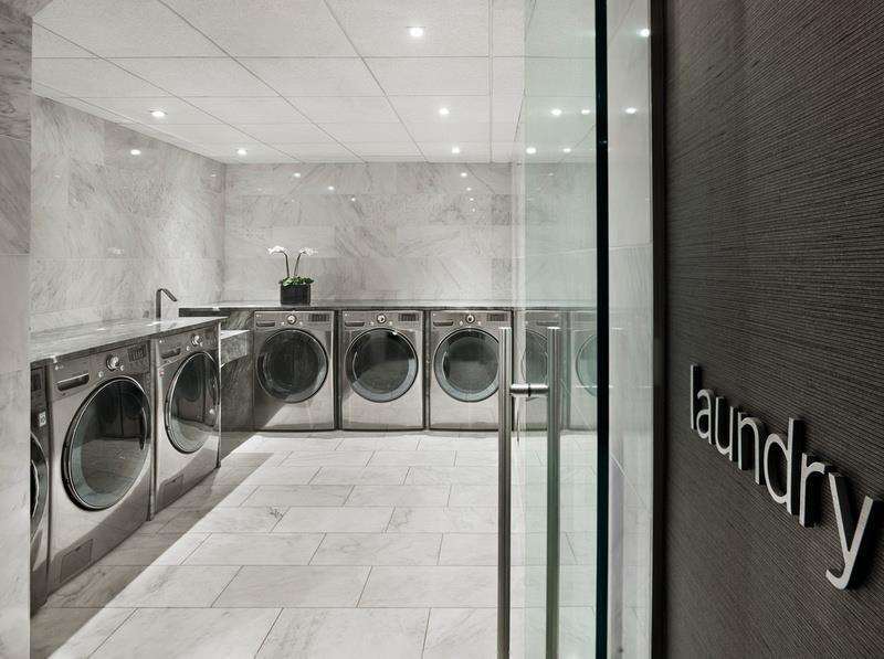 Aka Sutton Place 4*