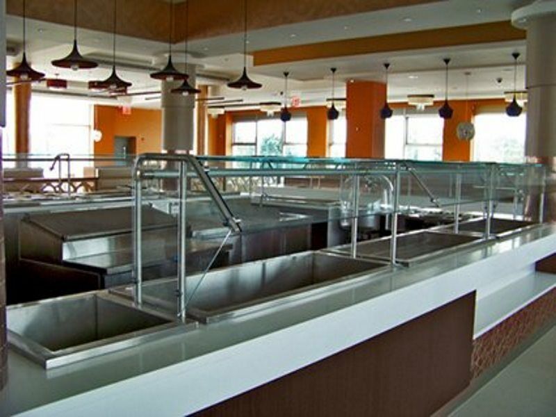 De Point Hotel