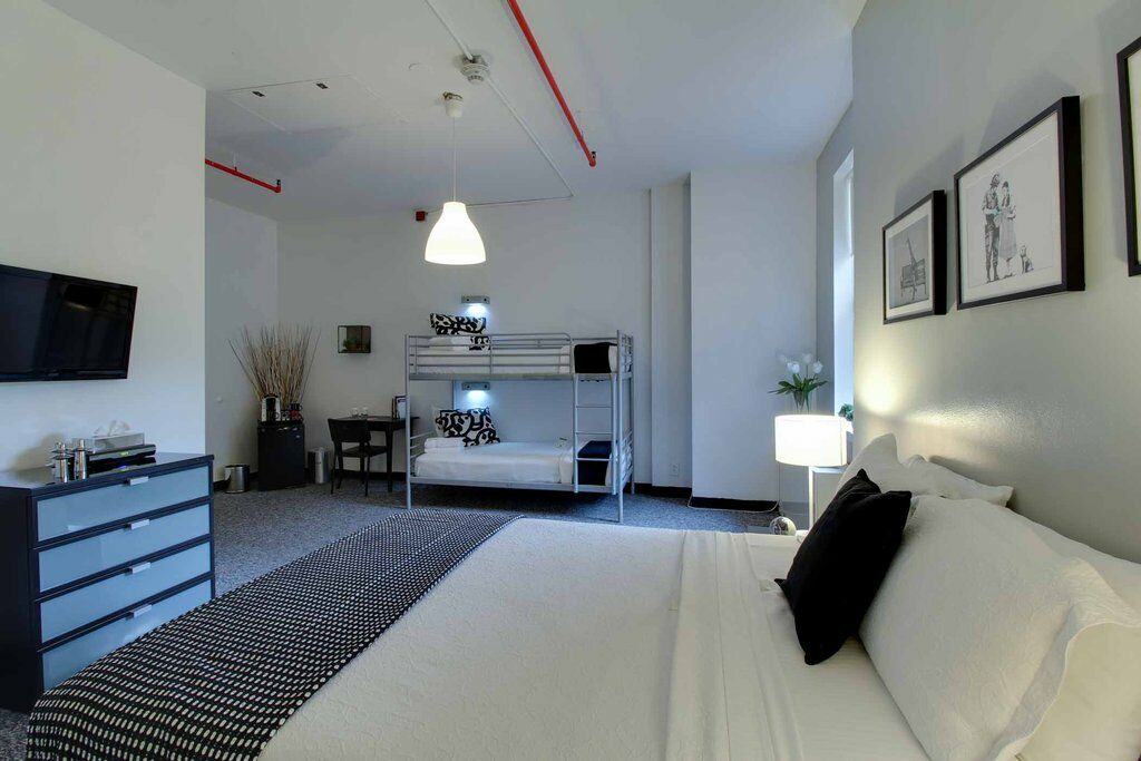 Hi Hostal *