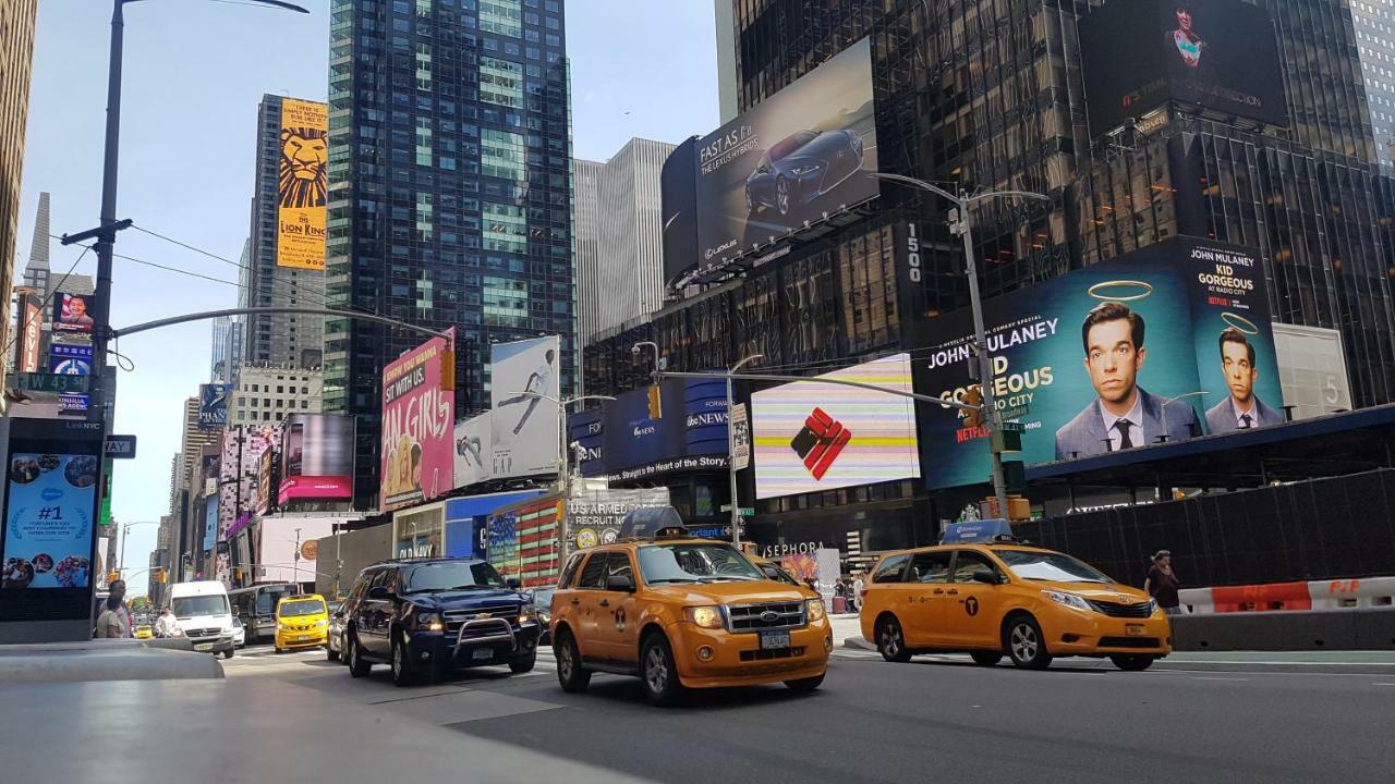 Mia East Village - Free Street Parking + Wifi * New York