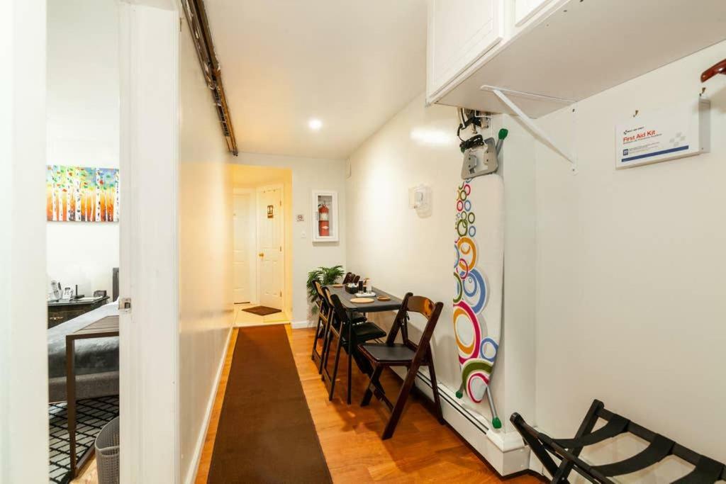 Elegant 2 Bedroom W Modern Amenities Apartamento