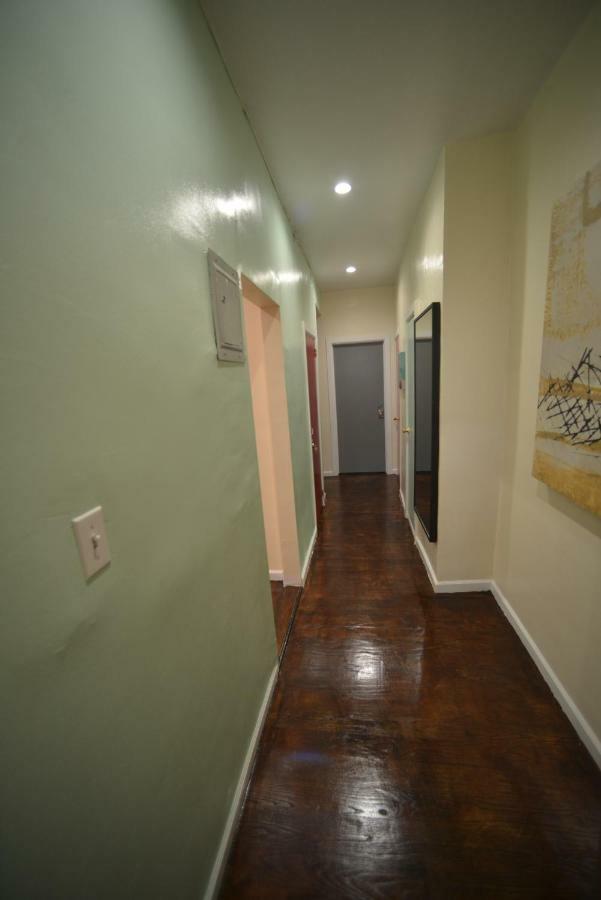Private In A Shared 15 Minutes To Times Square! Privat bolig