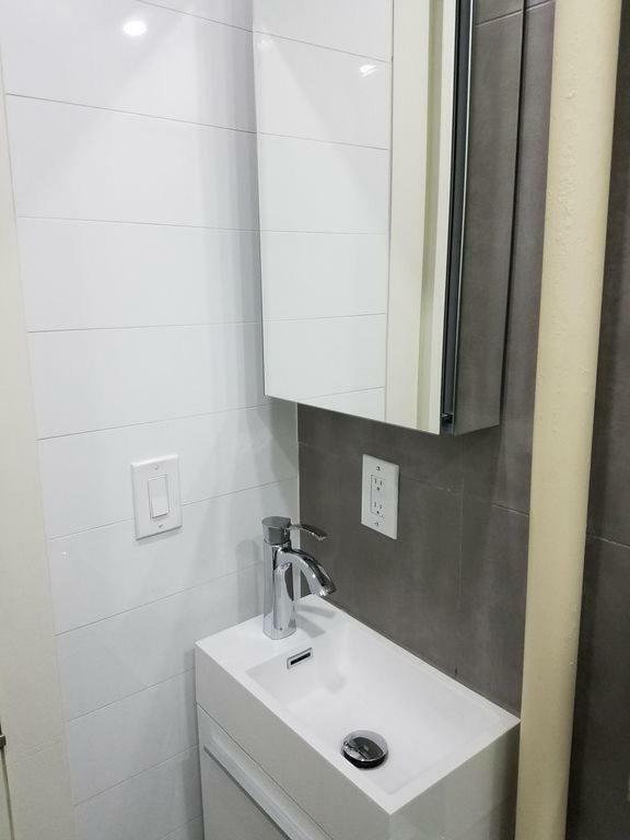 Hamilton Heights: Luxurious *