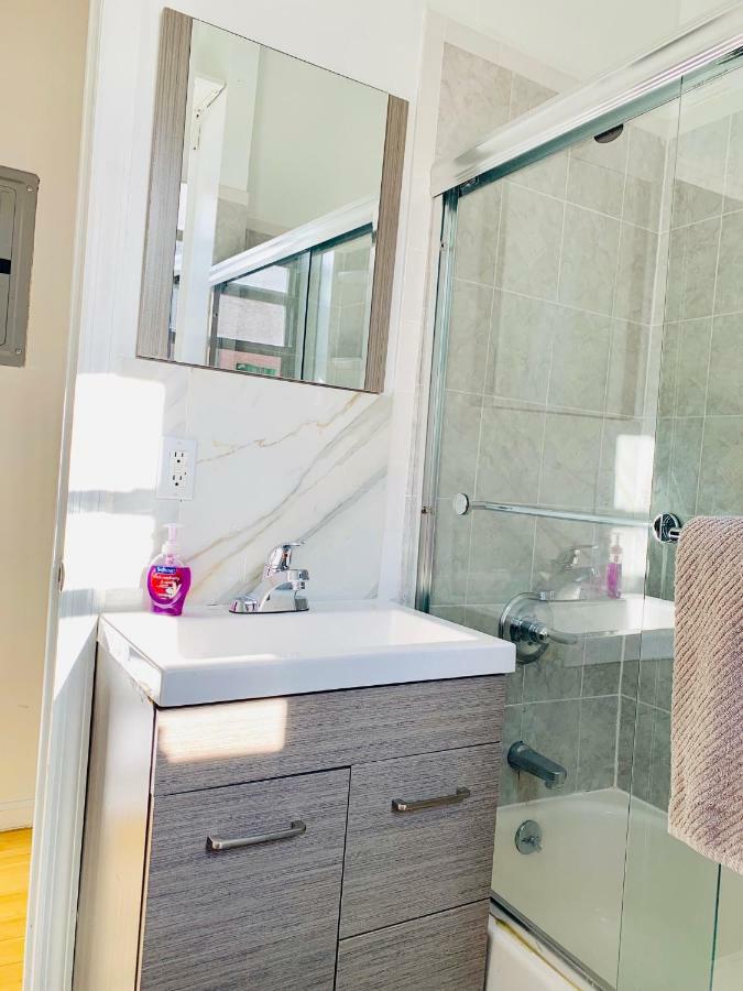 Totally Renovated Brownstone Apt. High Ceilings Appartement New York