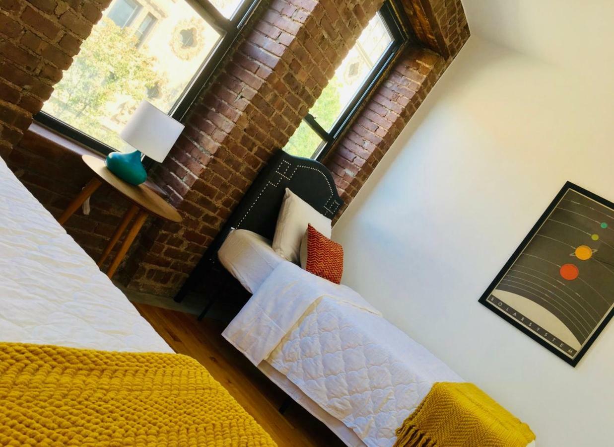 Two Bedroom Harlem Apartment Appartement New York