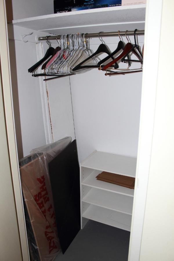Upscale, Large, High-ceilings, Mid-town Doorman Nyc Centrally Located Appartement New York