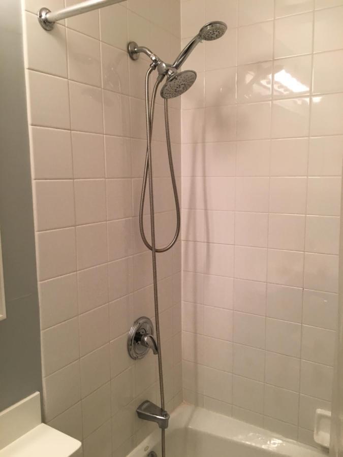 Upscale, Large, High-ceilings, Mid-town Doorman Nyc Centrally Located Appartement New York