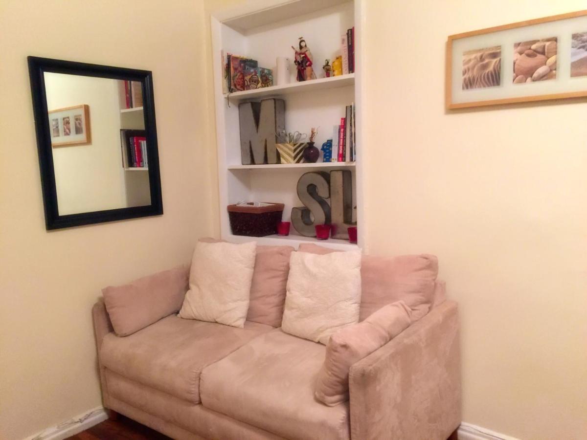 Lower East Side Pied-A-Terre! * New York