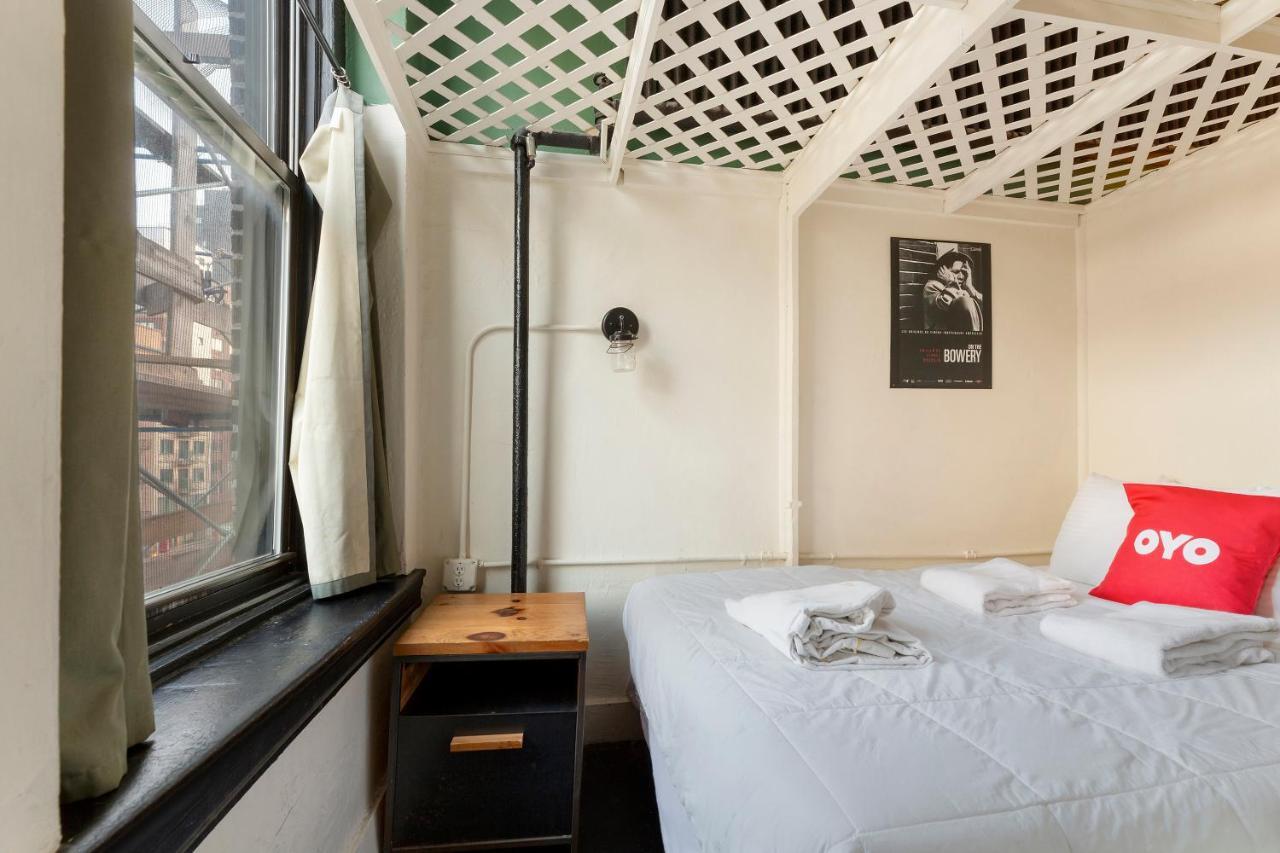 The Bowery House Albergue *