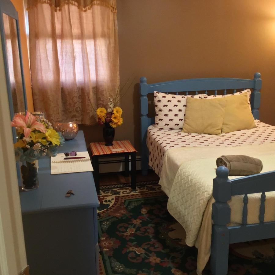 Beautiful Near Jfk And Close To Laguardia Airports Alloggio in famiglia *
