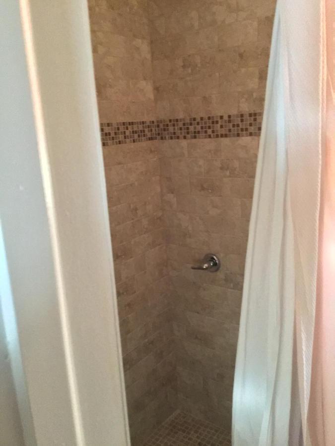 Beautiful Near Jfk And Close To Laguardia Airports Alloggio in famiglia