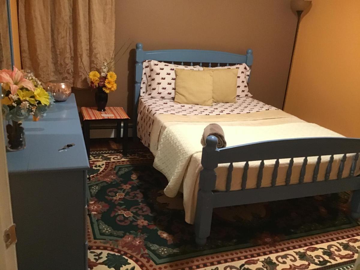 Beautiful Near Jfk And Close To Laguardia Airports Alloggio in famiglia *