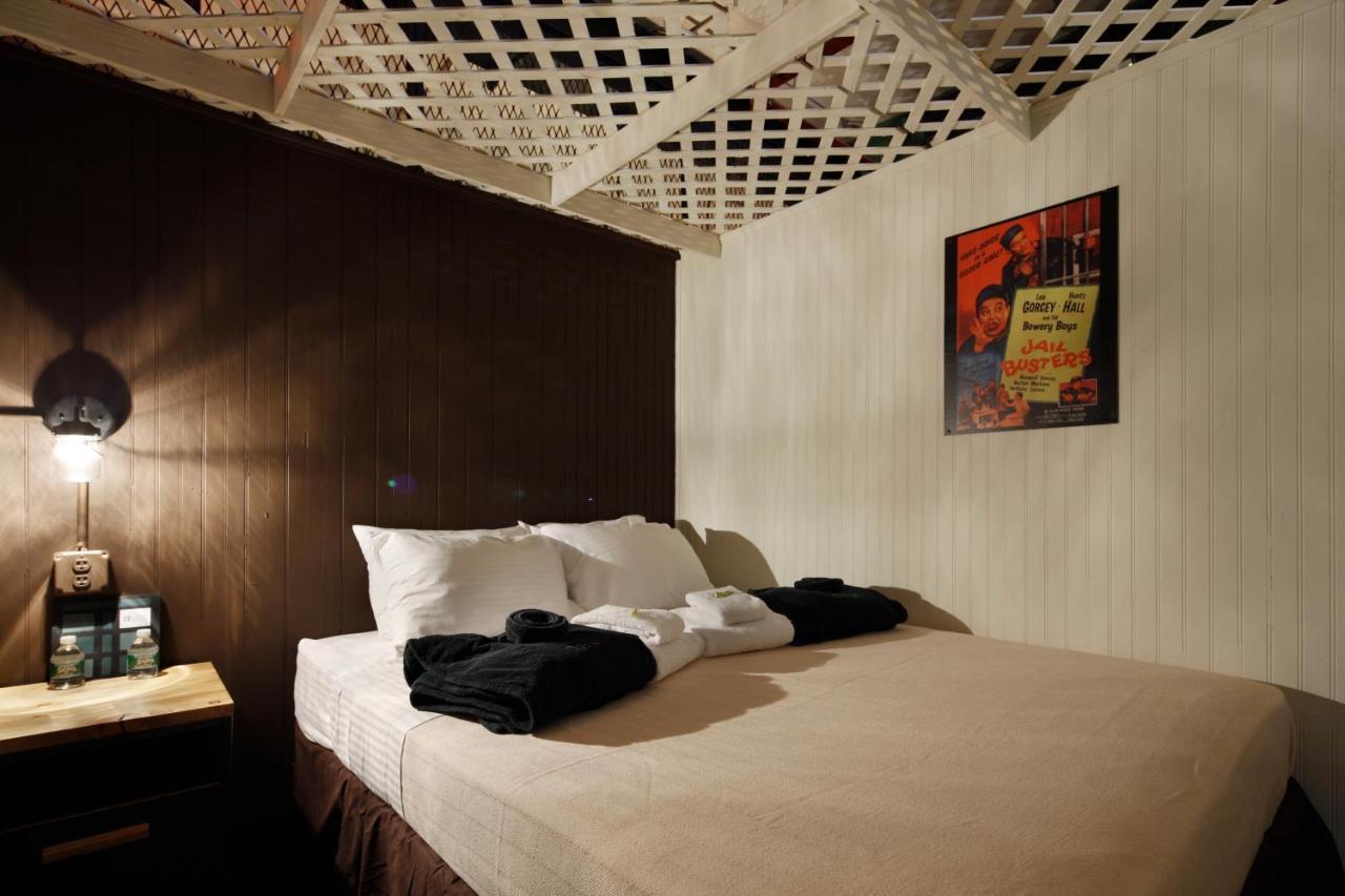 The Bowery House * Nova York