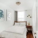 1435-3-3 Bedrooms 2Bath W D Prime Upper East