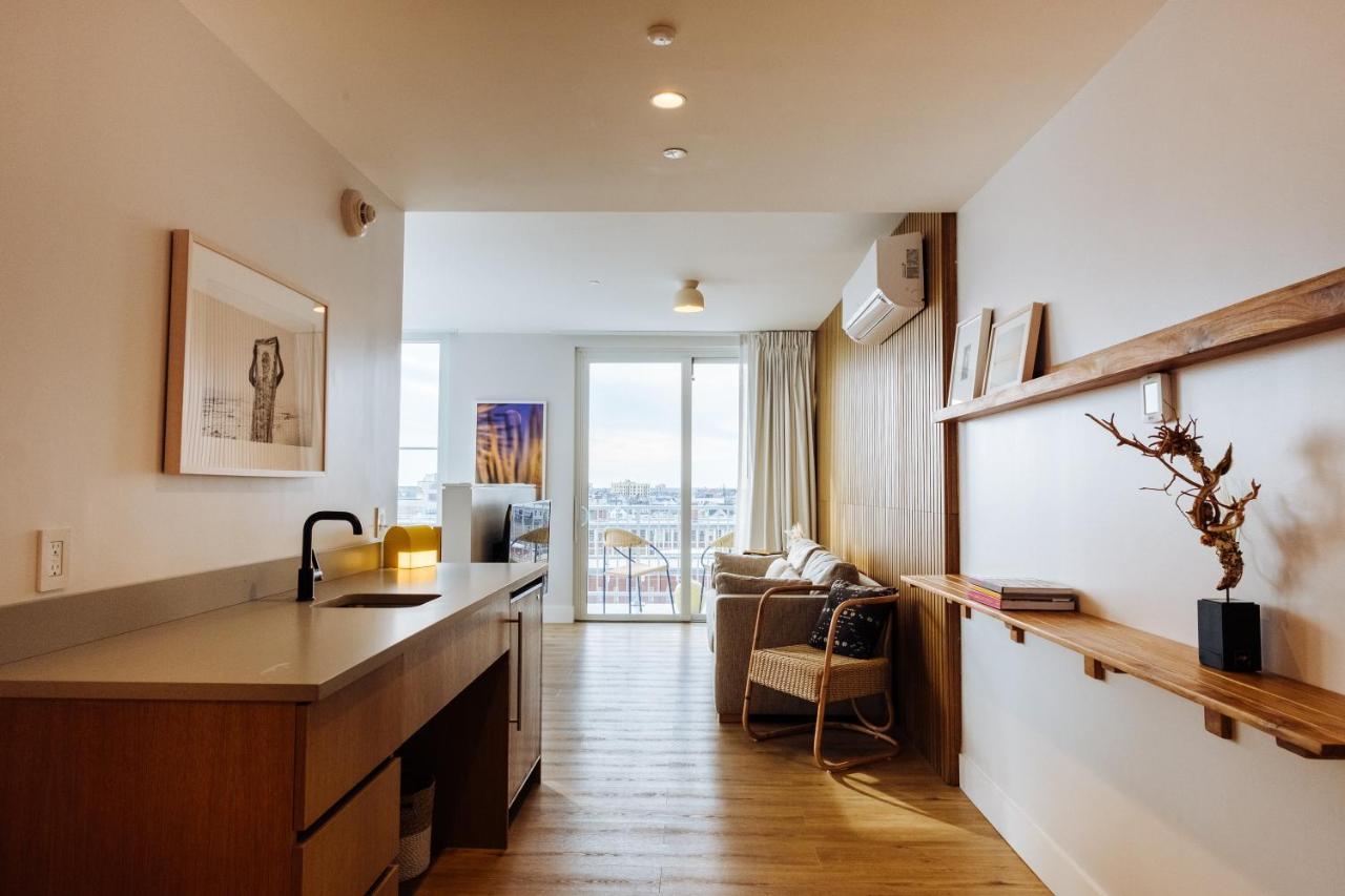 Hotel The Rockaway New York City
