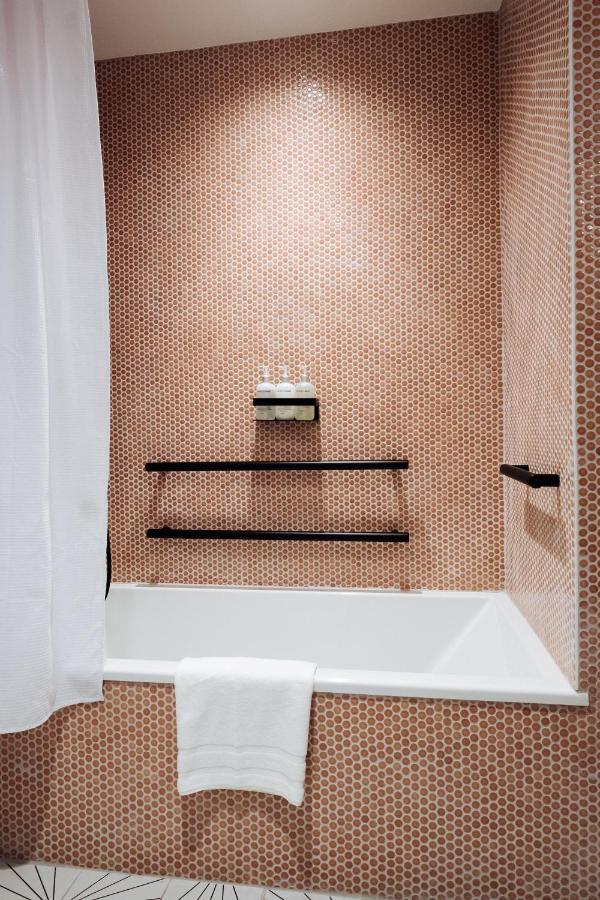 The Rockaway 4* New York City