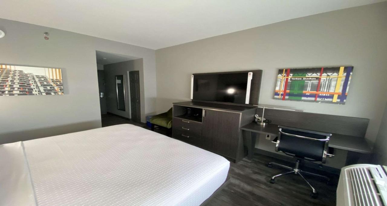 Hotel Western Line New York City