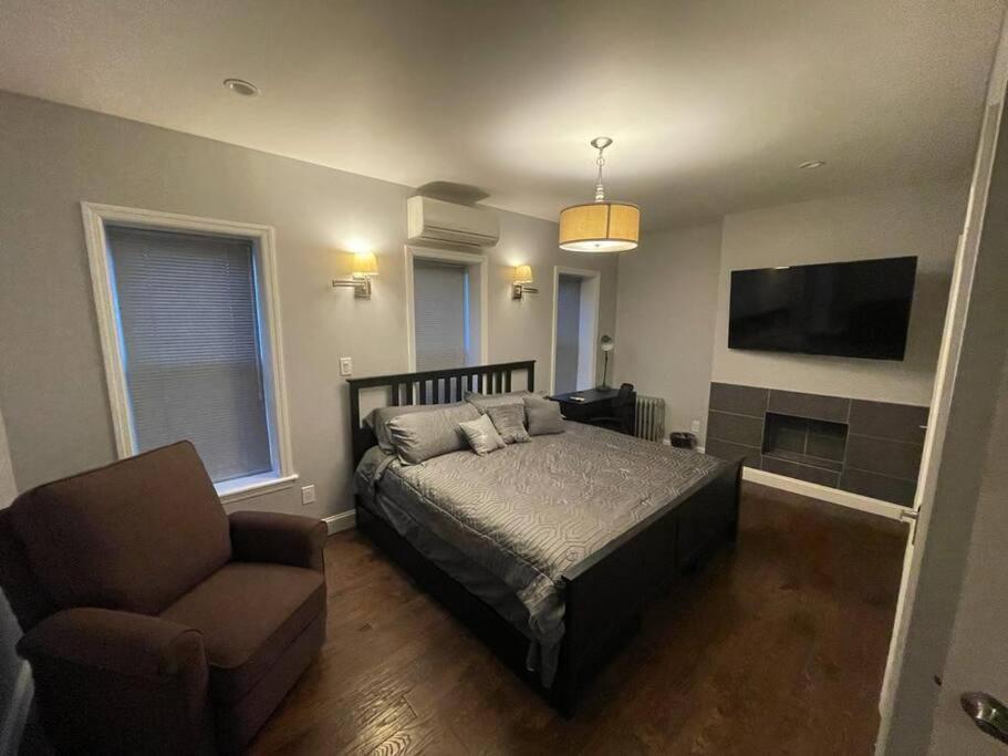 Halsey Manor: Luxurious 2-bedroom Appartement