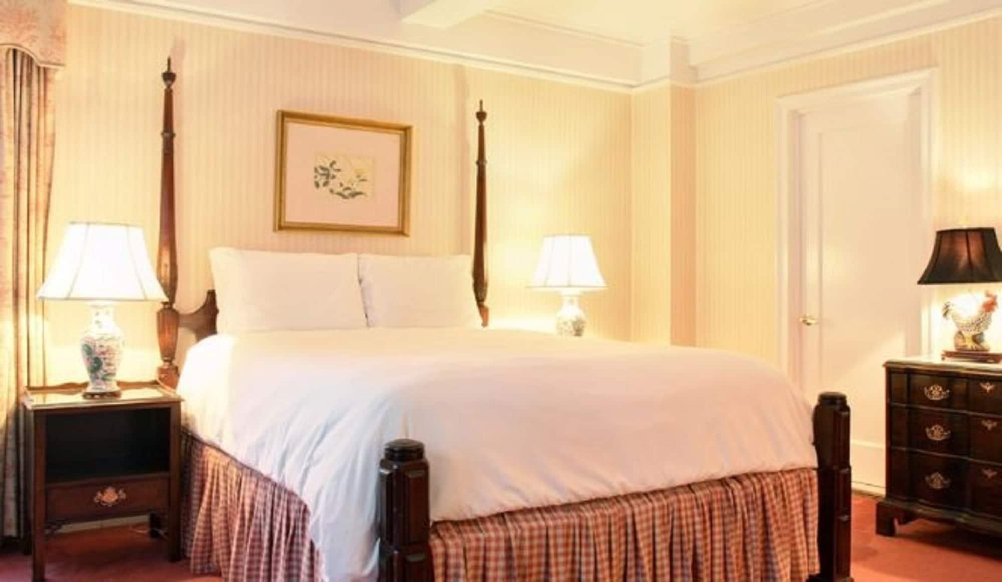 Roger Smith Hotel New York City