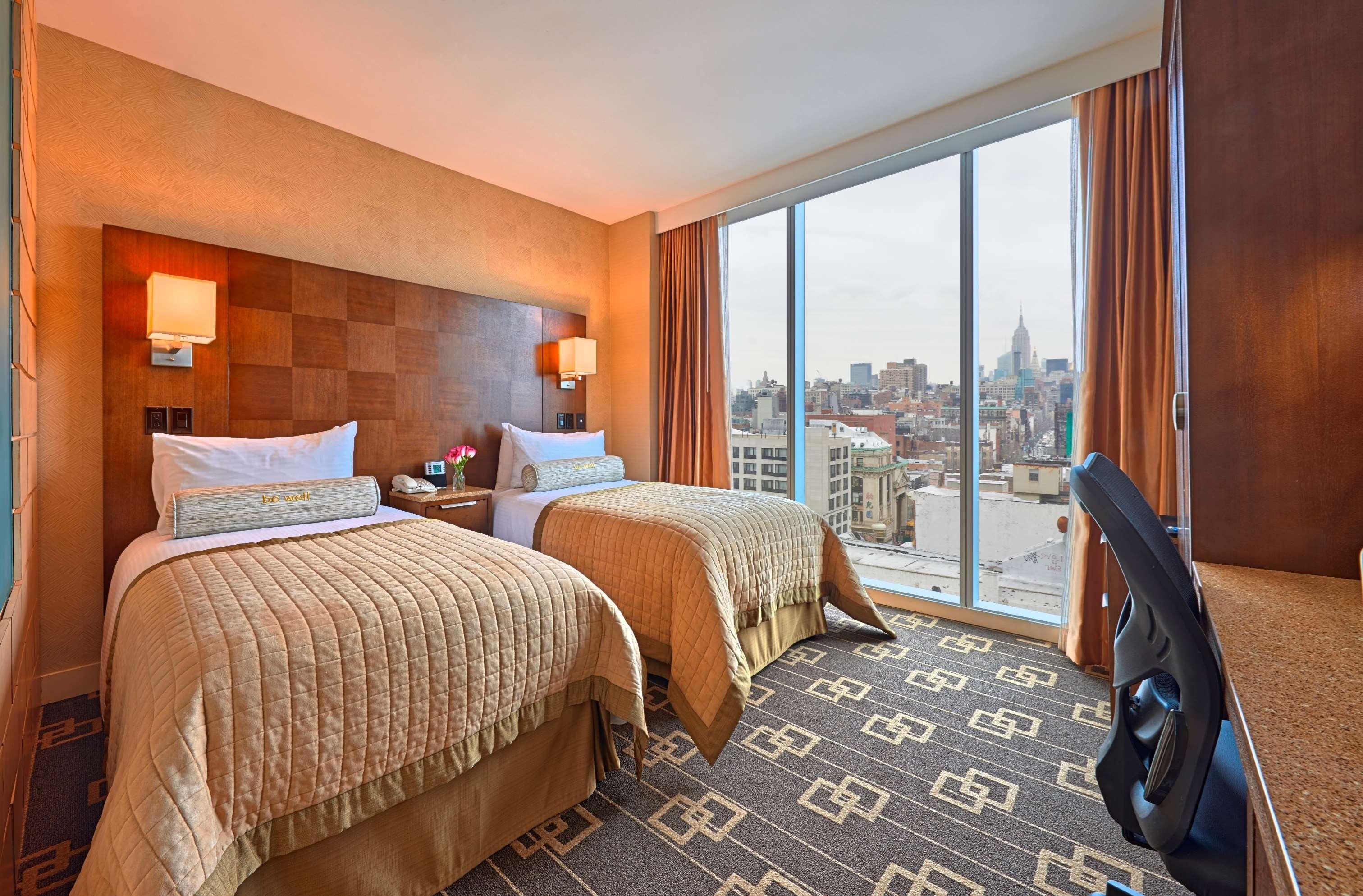 Hotel Wyndham Garden Chinatown 4*