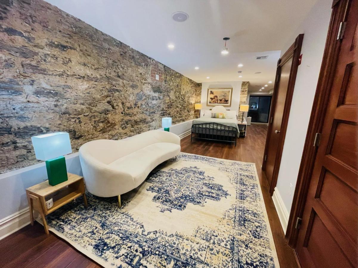 Сasa de vacaciones Historic Brownstone - Newly Renovated Brownstone On Historic Street With Outdoor Space Nueva York