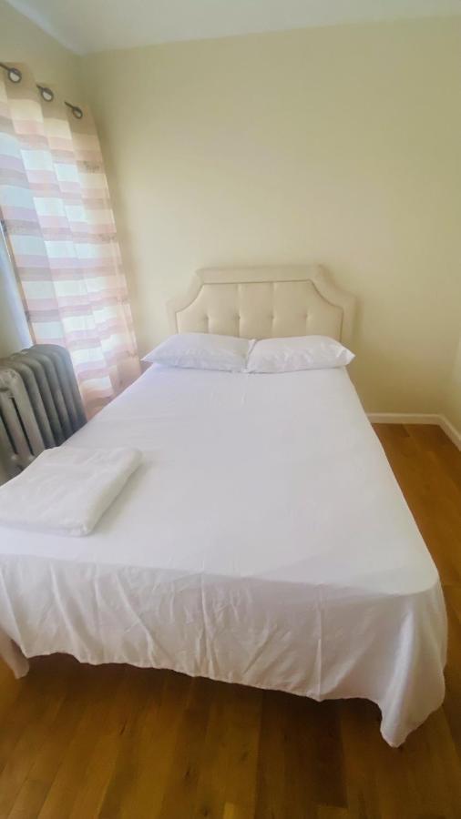 Minutes From Jfk, Beautiful With Peaceful, Cosy, Private Séjour chez l'habitant *