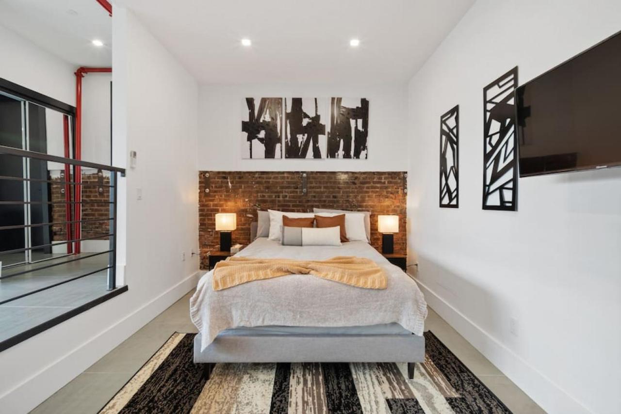 Appartement Deluxe Open Concept Loft With Rooftop & Shore Nearby At 