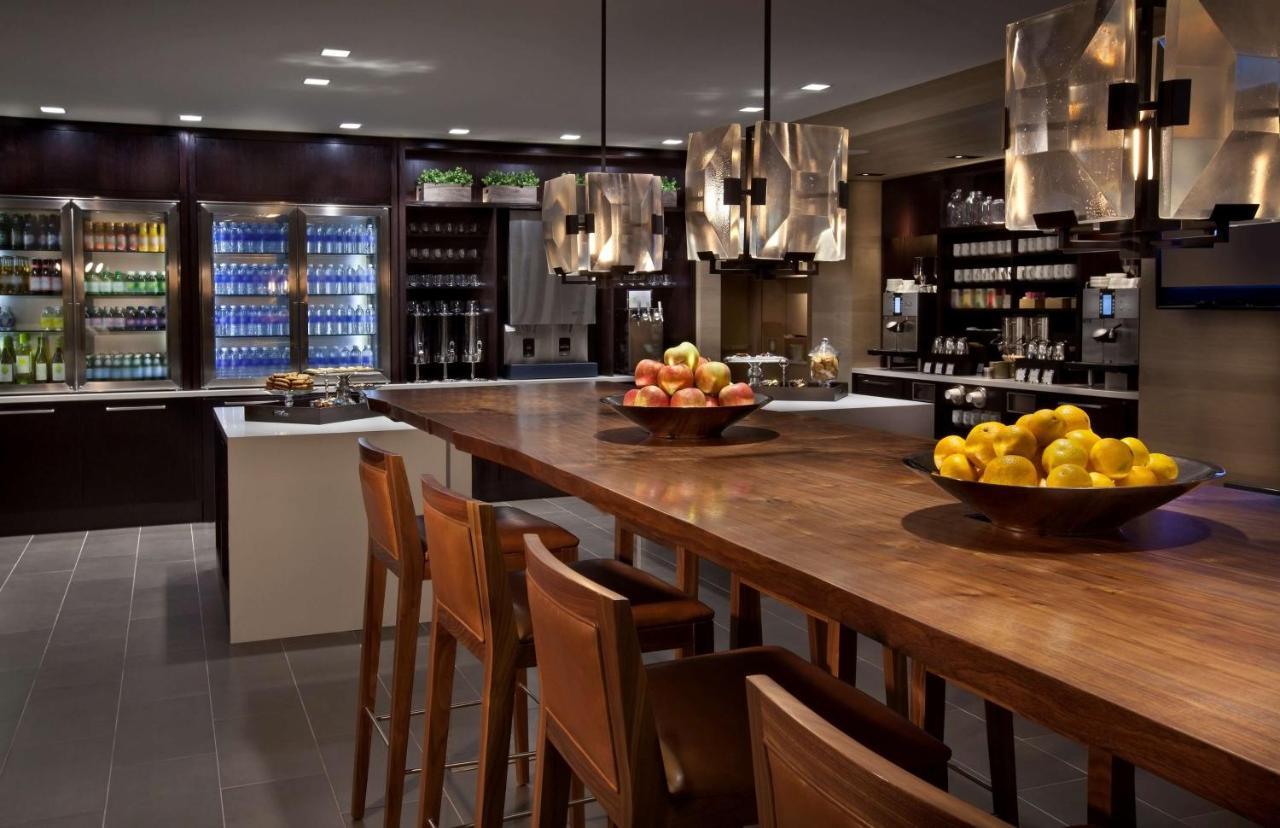 Hyatt Grand 4*