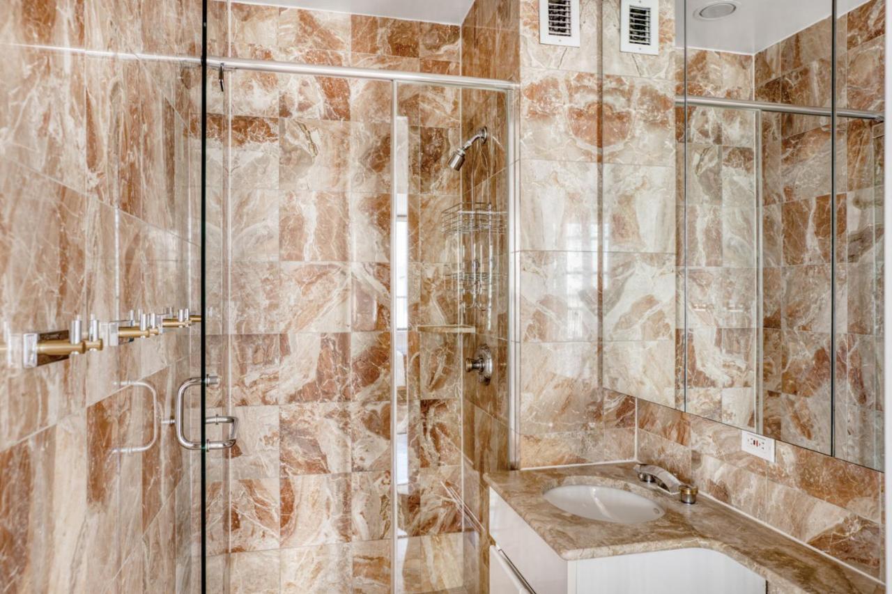 Midtown East 3br W Doorman Gym Nr Bloomingdales Nyc-915 * Nueva York