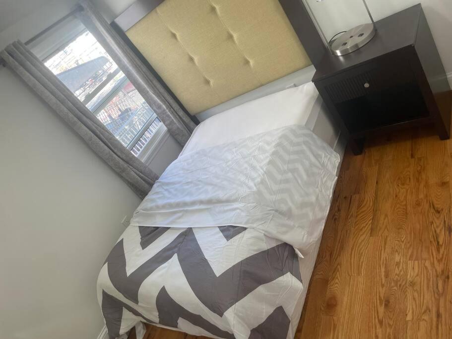 Gem In The Bronx, Nova York