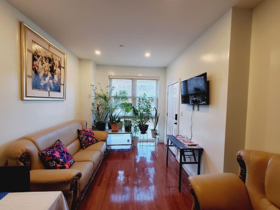 Beautiful Bedroom In A Private With Access To Patio Apartamento *