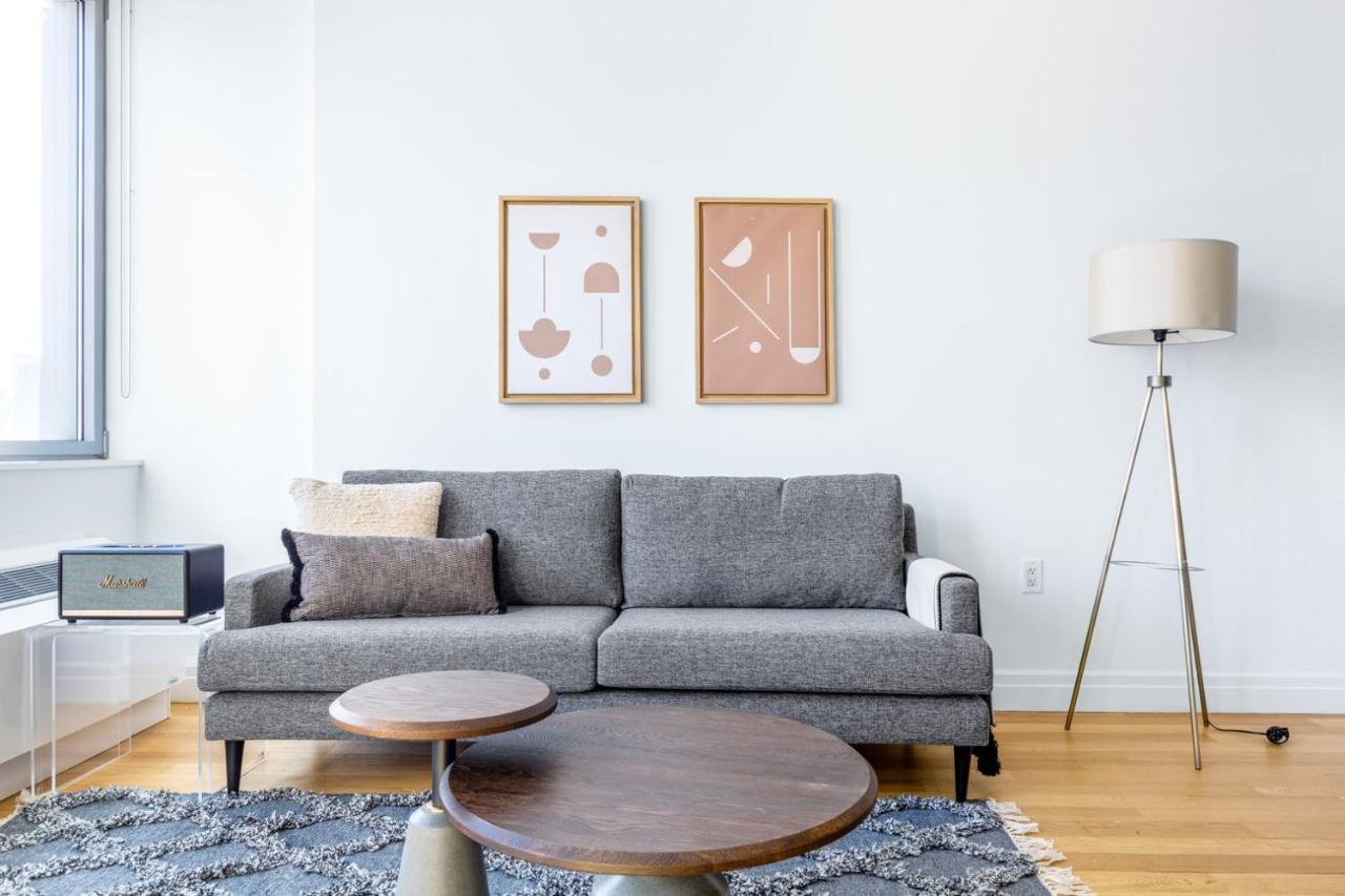 Hells Kitchen 1br W Doorman Nr Park Nyc-524 Appartement