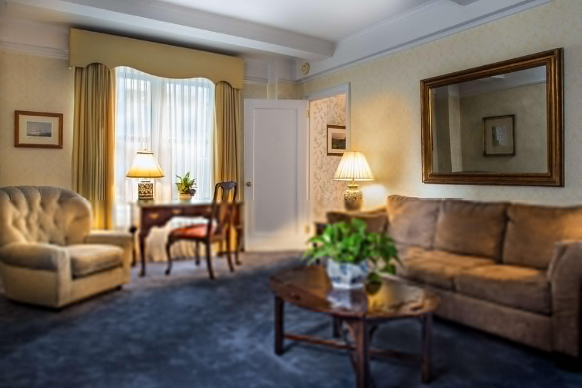 Hotel Roger Smith New York City
