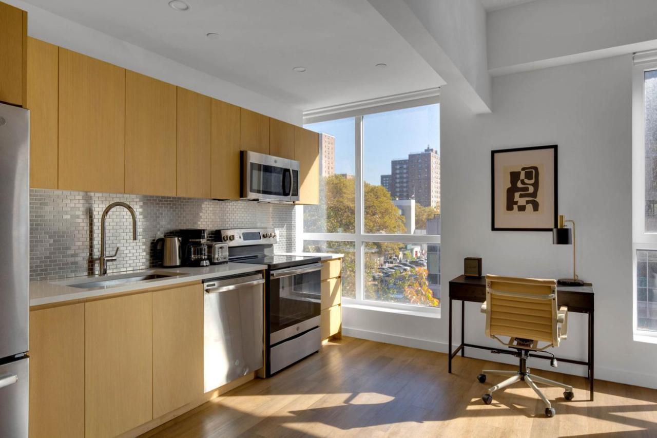 Uws Jr 1br W Elevator Wd Nr Park Nyc-1019 Appartement