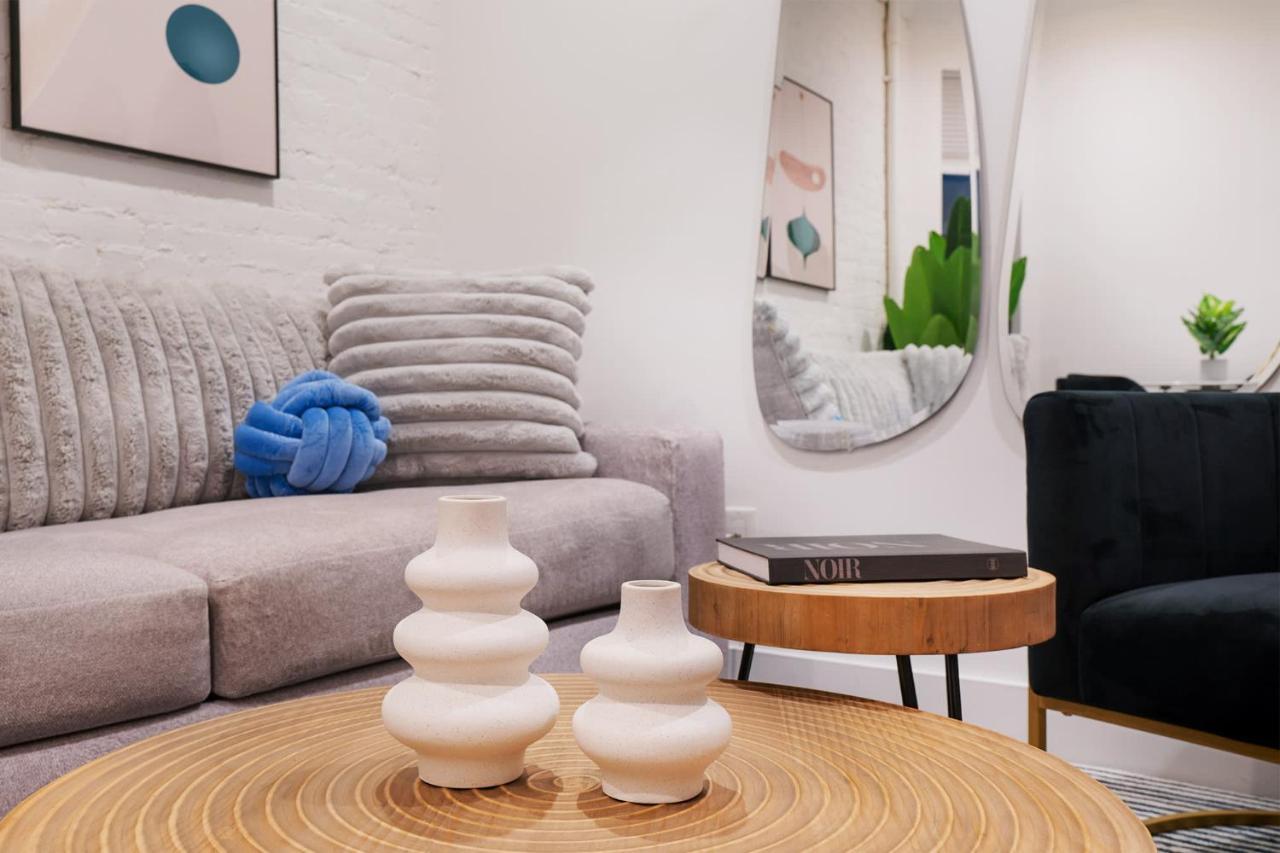 1290-6 Newly Renovated 2 Bedrooms In Ues Lejlighed