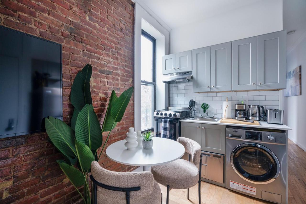 153-1g Newly Renovated 2br Lower East Side Appartement
