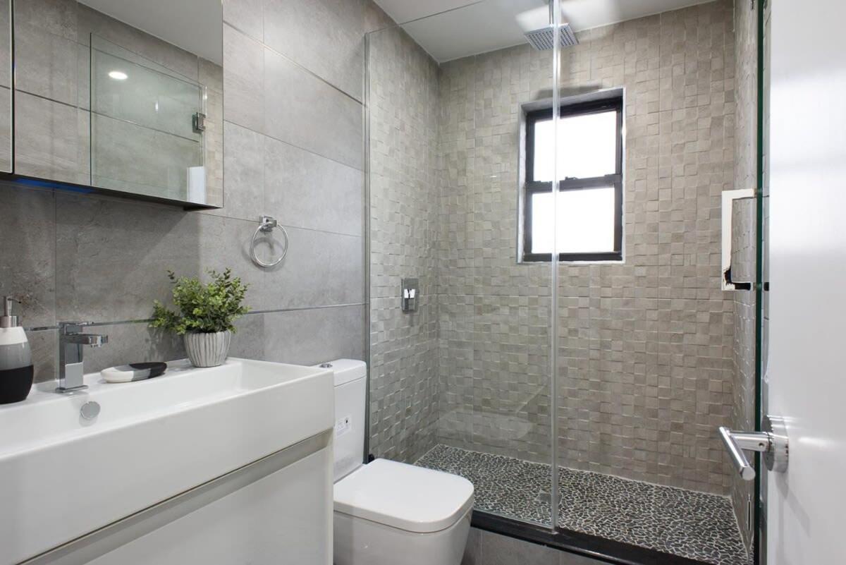 Apartment 75-5a Luxury 3br Duplex W D In Unit Elevator *