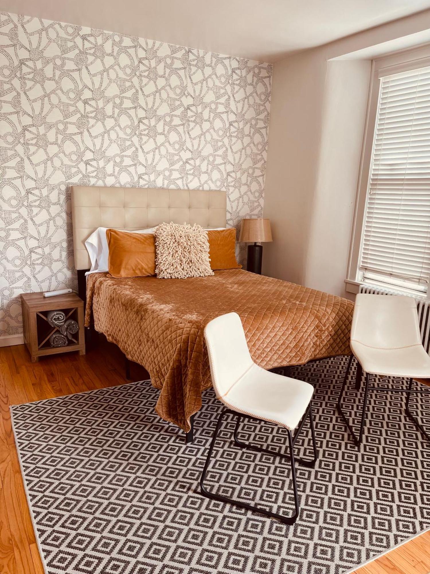 Private In Townhouse W 2 Baths Fq Beds 1-3ppl Appartement