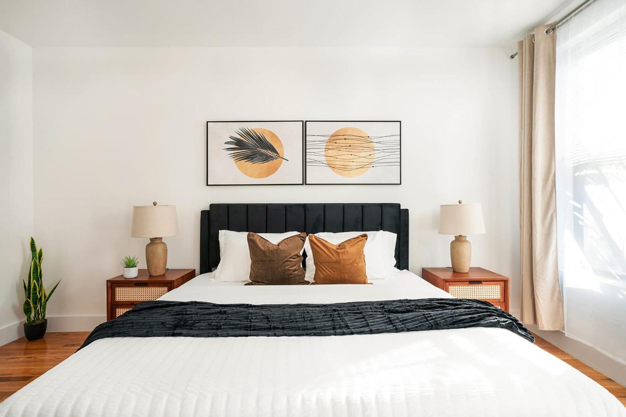 444-2e Modern 2br Hell's Kitchen